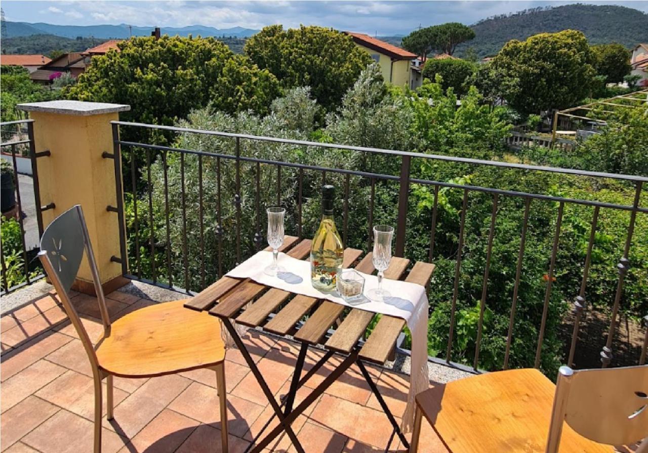 La Terrazza Sui Limoni - Suite Degli Ospiti - Mare, Escursioni A Piedi O Bike, Falesie Per Arrampicate Cisano sul Neva Luaran gambar